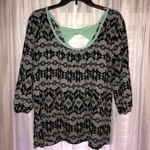 Black/White/Mint Tribal Bow Blouse • XL • Rue21